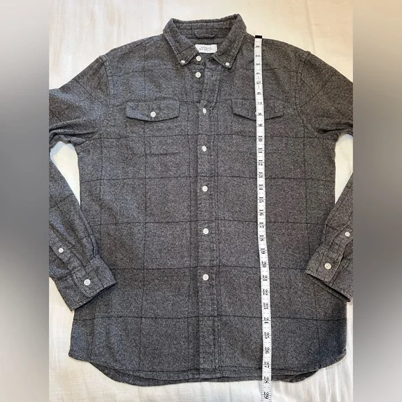 Saturday’s NYC Men’s Button Up Flannel Shirt